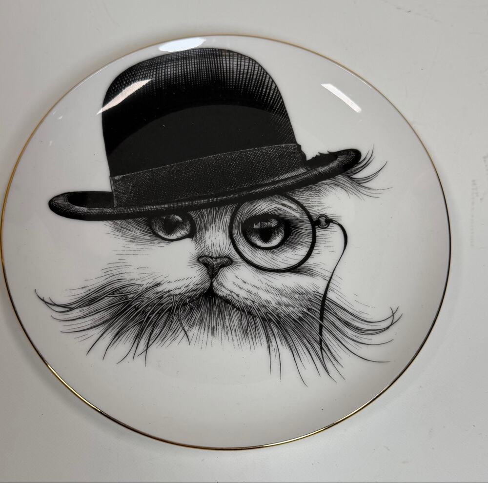 Rory Dobner Cat In Hat Tilt Plate size S 7”